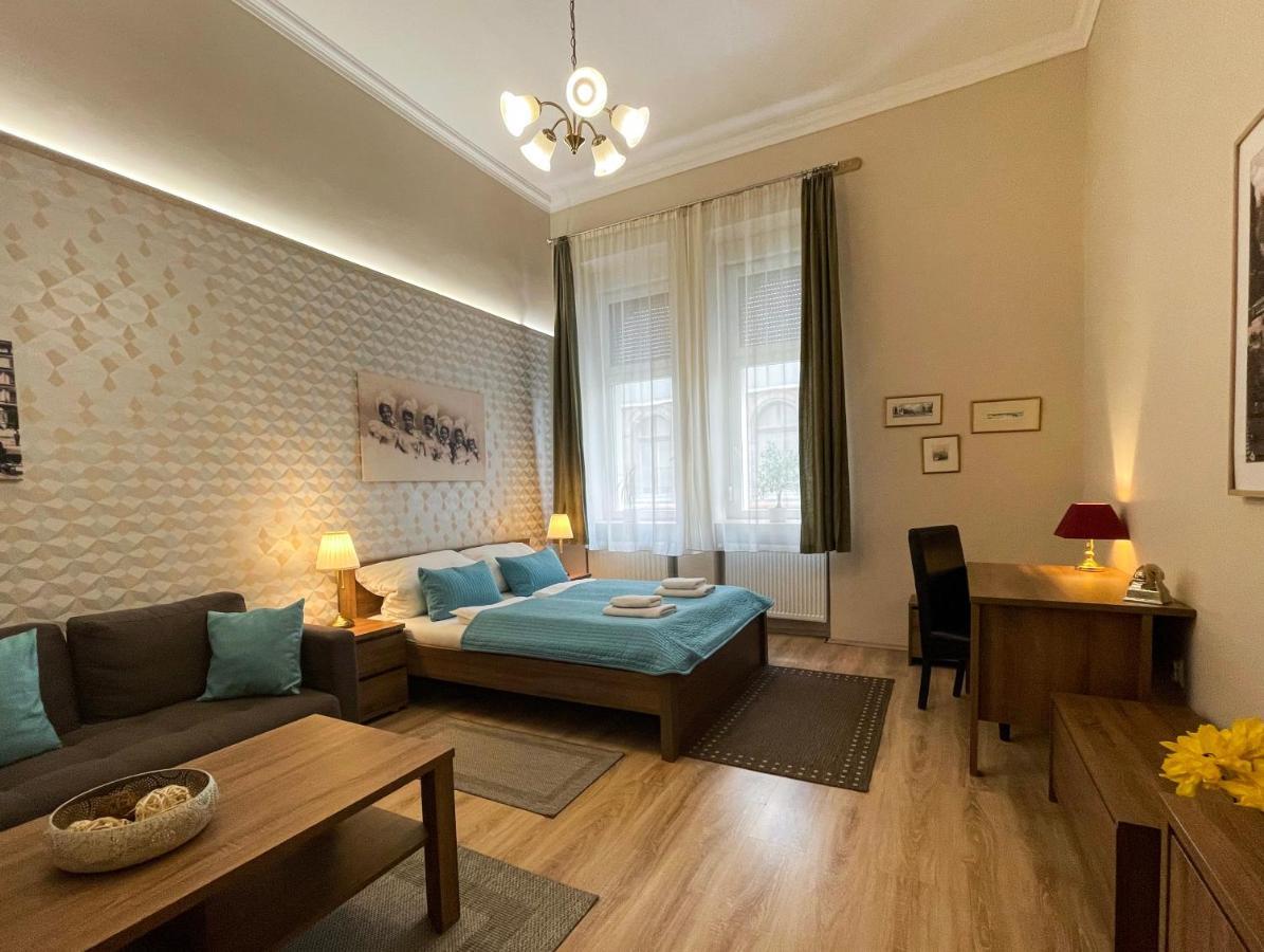 Abt Apartments Budapeste Exterior foto